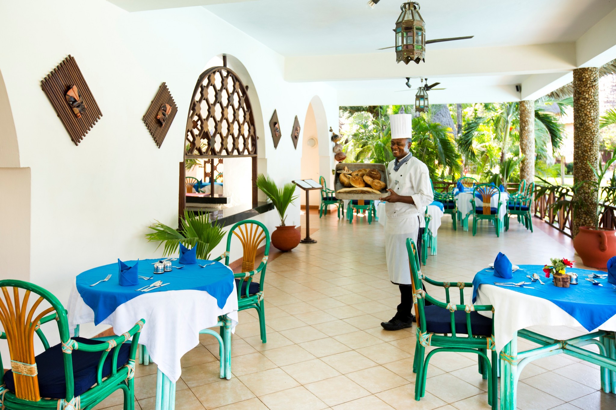 Restaurant-Terrasse im Neptune Paradise Beach Resort
